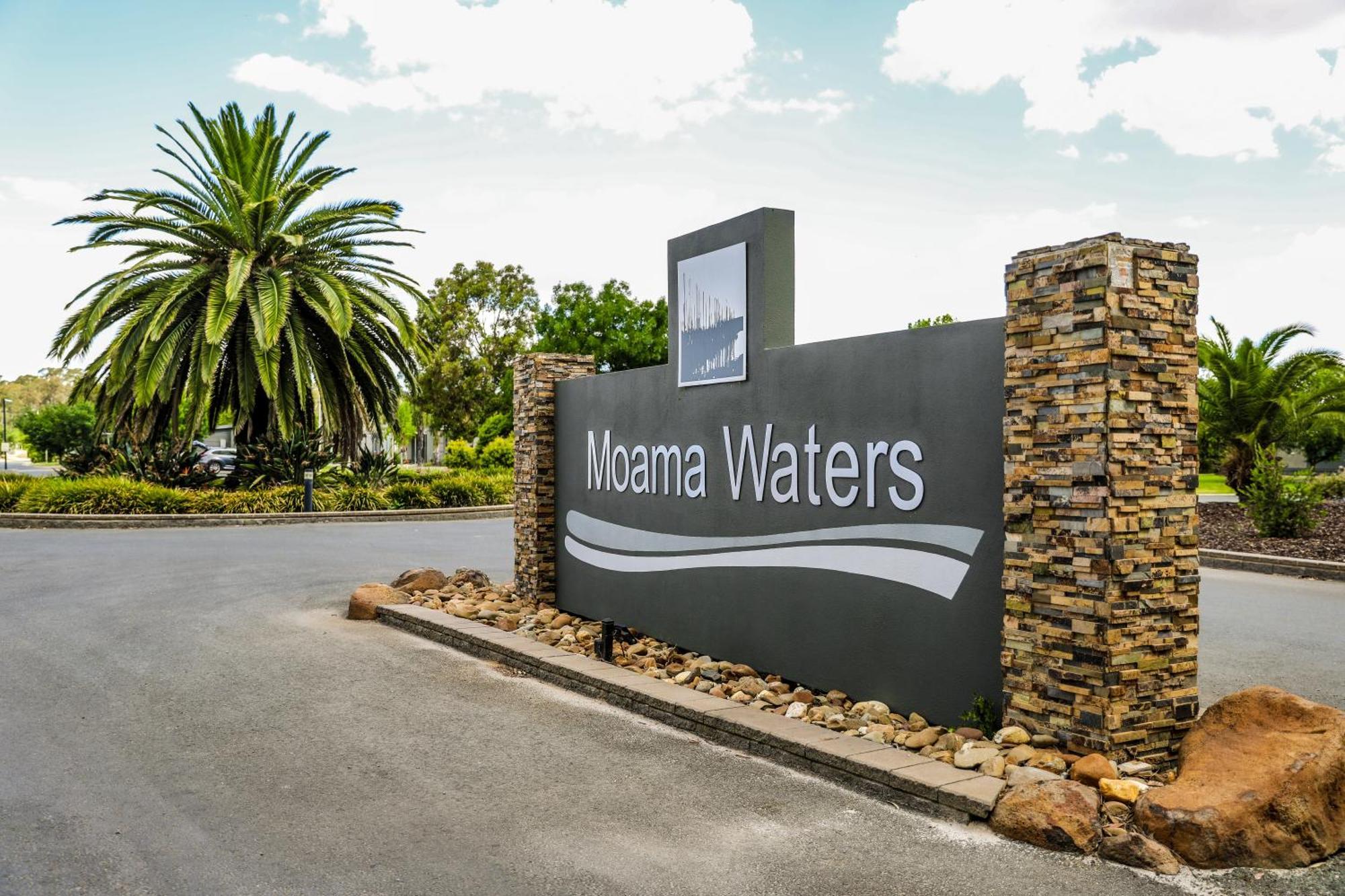 Discovery Parks - Moama Waters Hotel Exterior photo